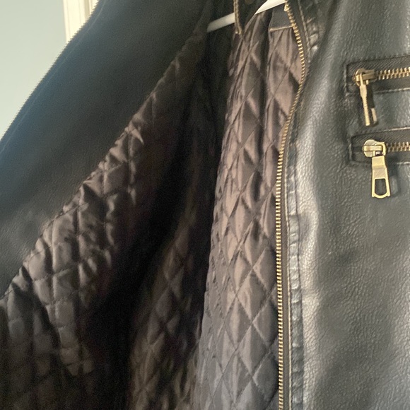 SLEEK Clean Biker Jacket [FITS LIKE MEDUIM] - Picture 5 of 8